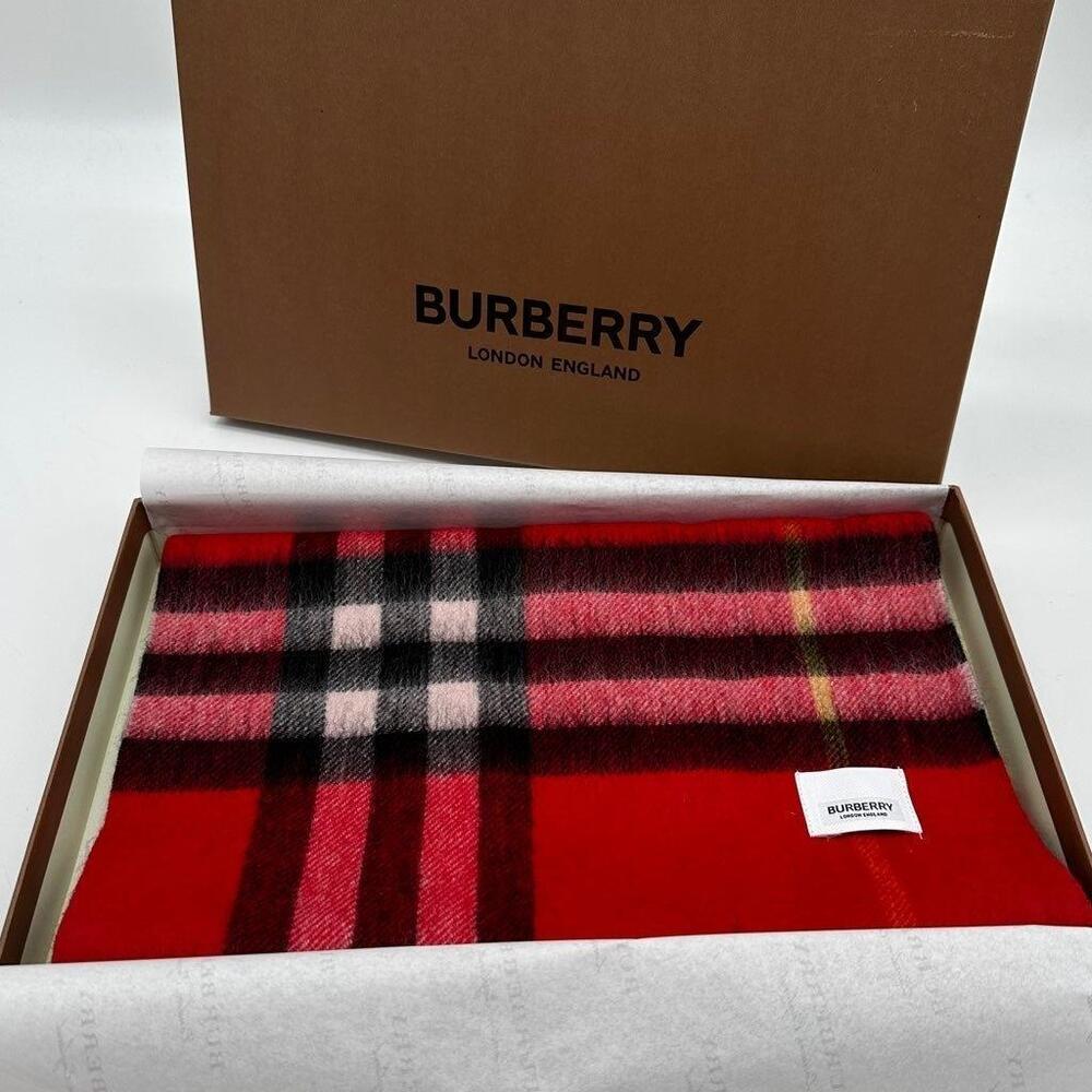Burberry Signature Logo Scarf Scarves - Picture 1 of 1